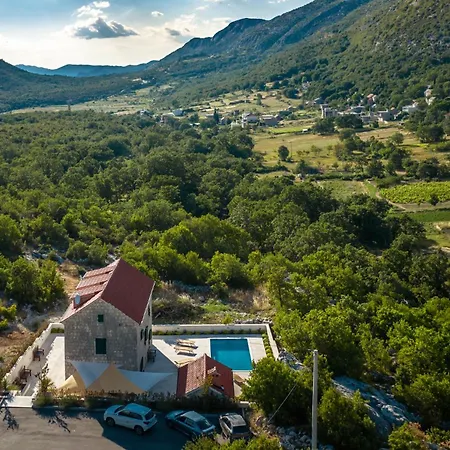 Sion Peaceful With Private Pool And Stunning Mountain View Villa