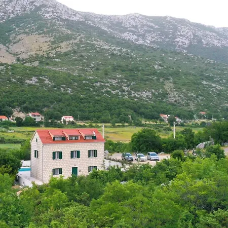 Sion Peaceful With Private Pool And Stunning Mountain View Dubrava (Split-Dalmatia)